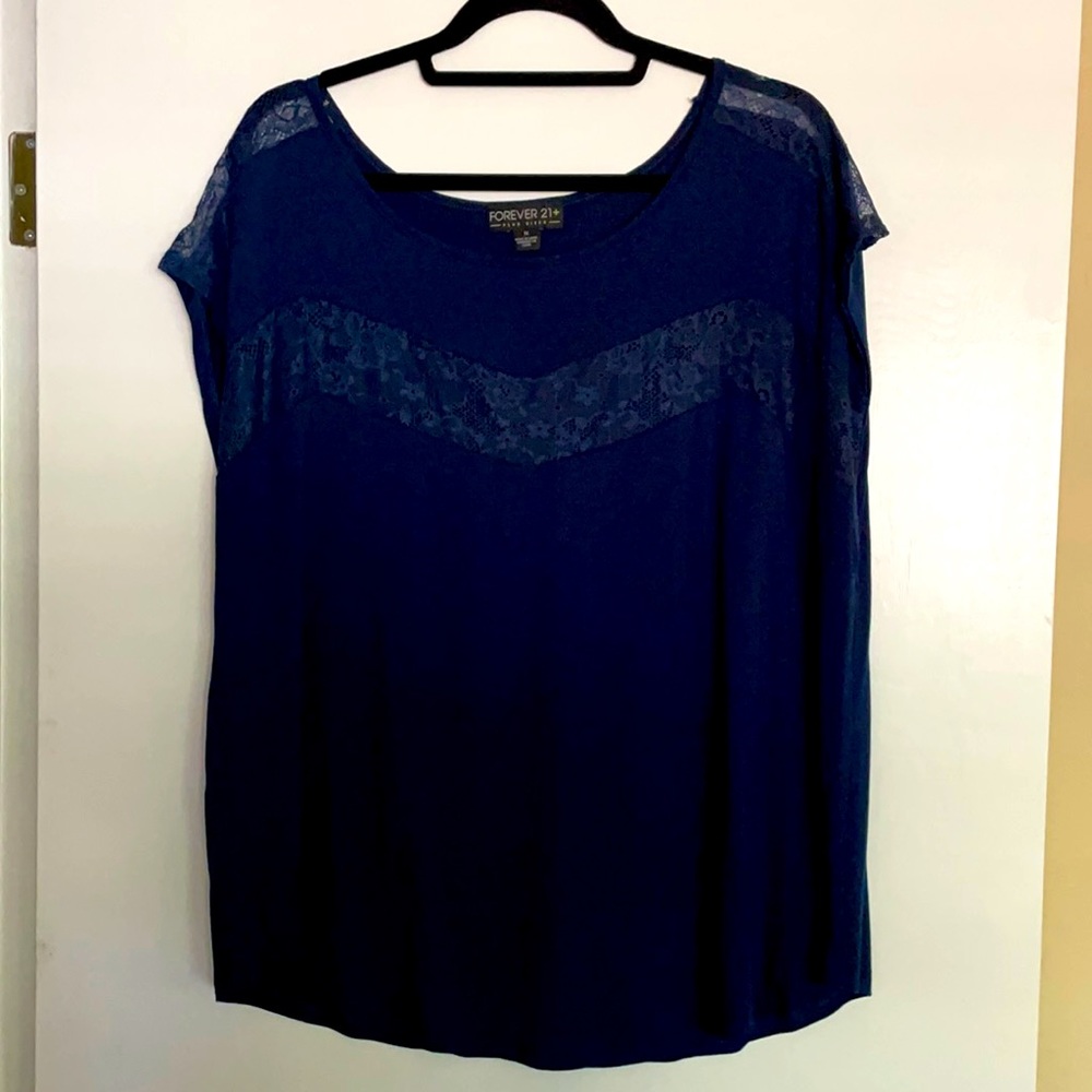Forever 21 plus blue sleeveless lace top